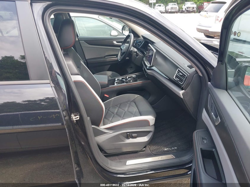 2024 VOLKSWAGEN ATLAS auction photo 5