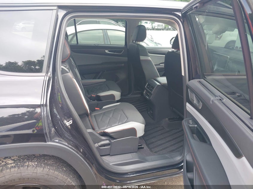 2024 VOLKSWAGEN ATLAS auction photo 8