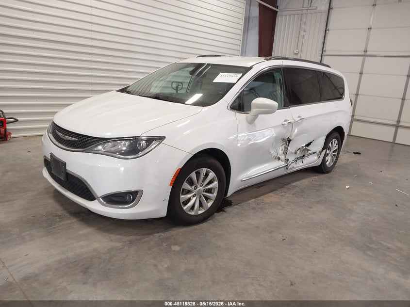 Vin: 2c4rc1bg6hr837836, lot: 45617444, chrysler pacifica touring-l 20172