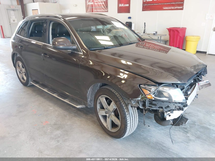 2011 AUDI Q5 SPORT UTILITY VEHICLE 2.0L I-4 DI, DOHC, VVT, TURBO, 211HP