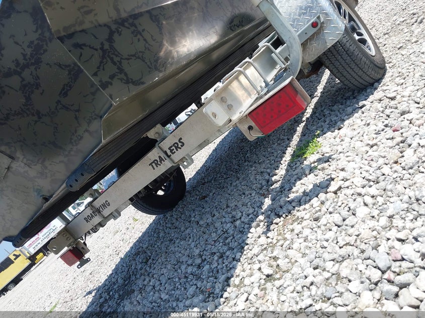 2025 GATOR 18' auction photo 6
