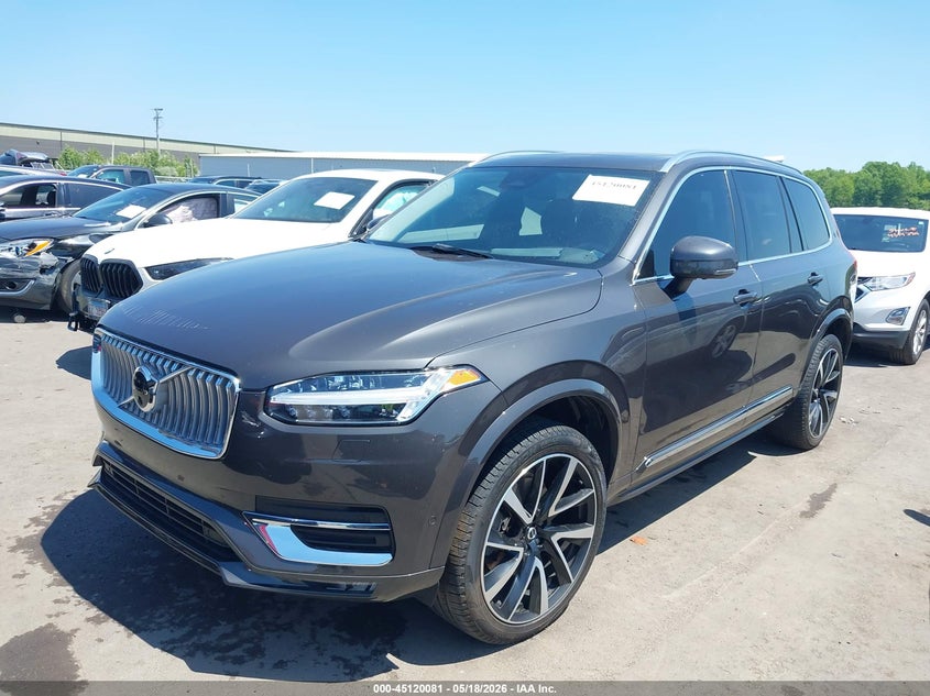 2023 VOLVO XC90 auction photo 2