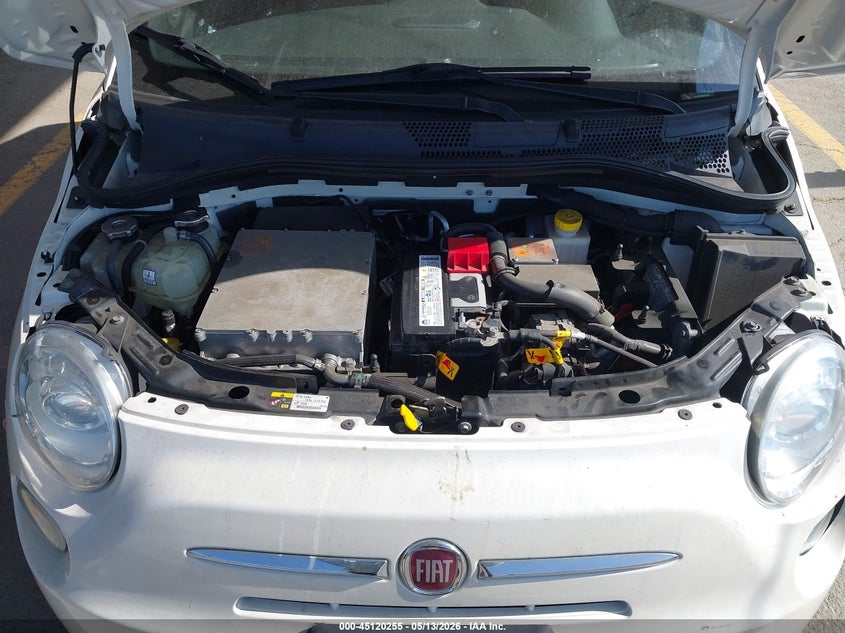 2017 Fiat 500E Battery Electric VIN: 3C3CFFGE6HT502921 Lot: 45120255
