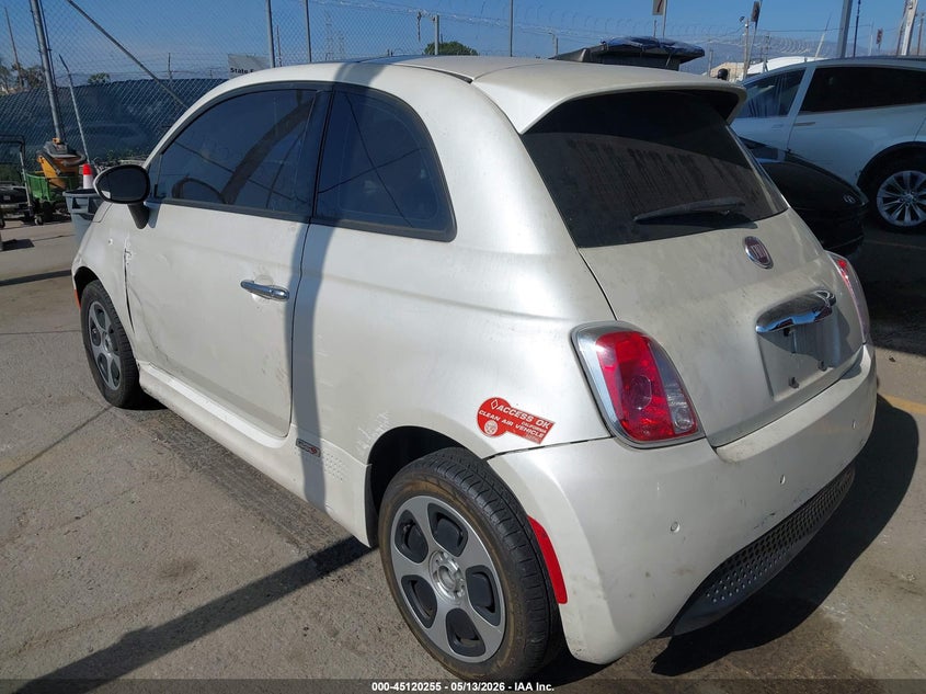 2017 FIAT 500E auction photo 3