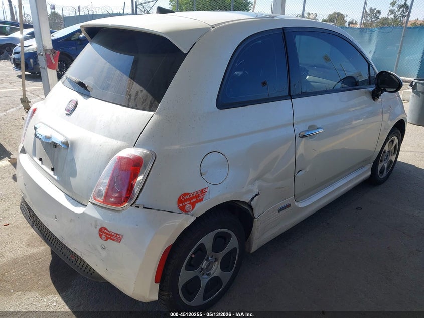 2017 FIAT 500E auction photo 4