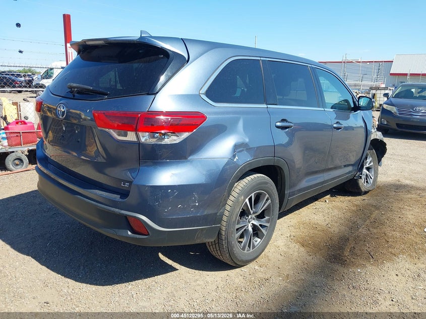 2019 TOYOTA HIGHLANDER auction photo 4