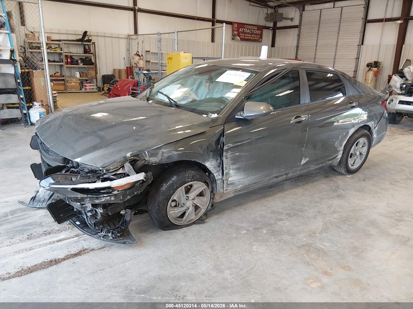 2026 HYUNDAI ELANTRA auction photo 2