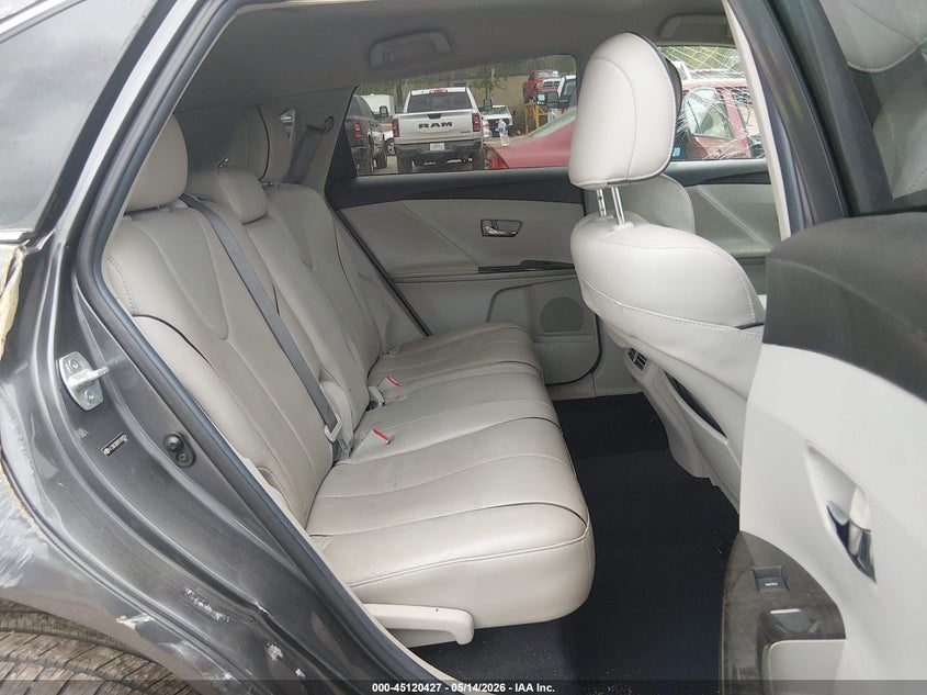 2015 TOYOTA VENZA auction photo 8