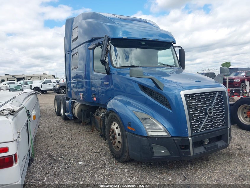 2019 VOLVO VNL