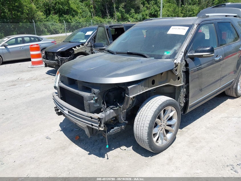 2013 FORD EXPLORER auction photo 6
