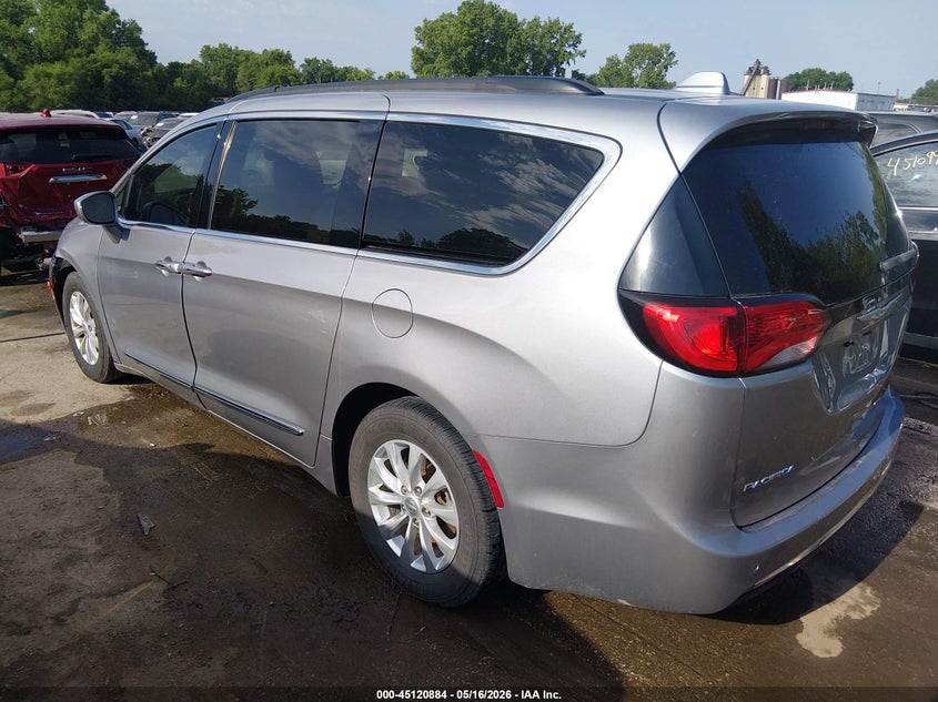 Vin: 2c4rc1bg2hr540224, lot: 45618499, chrysler pacifica touring-l 20173