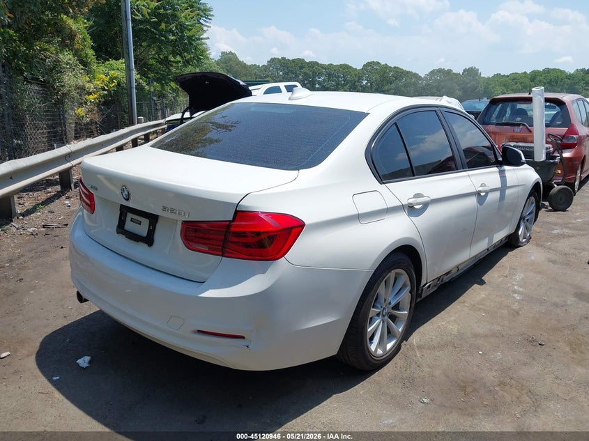 Vin: wba8a3c56ja357992, lot: 45618562, bmw 320i xdrive 20184