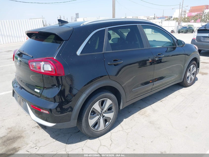 Vin: kndcb3lc7k5294999, lot: 45618565, kia niro lx 20194