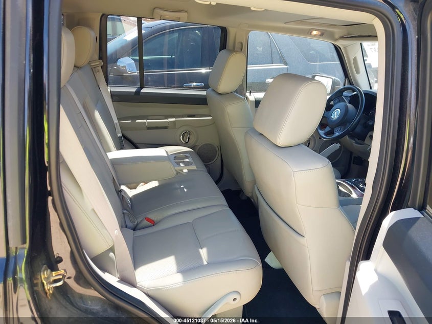 2007 Jeep Commander Limited VIN: 1J8HG58267C537989 Lot: 45121037