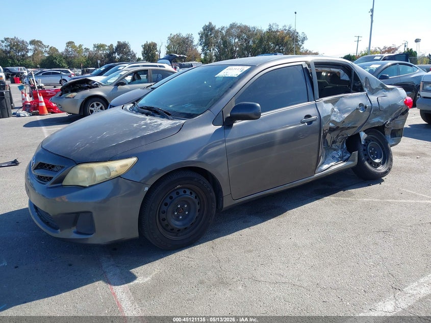 2013 Toyota Corolla Le 5YFBU4EE4DP149290 photo 1