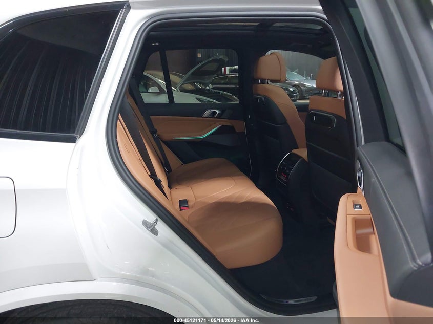 BMW X5 - zdjęcie 8