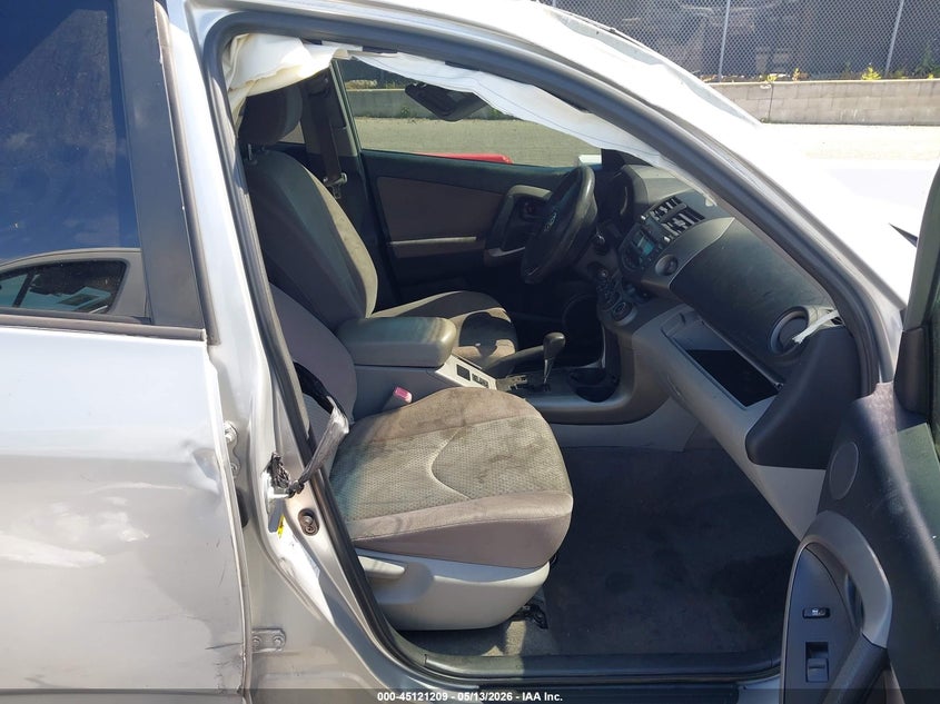 2006 TOYOTA RAV4 auction photo 5