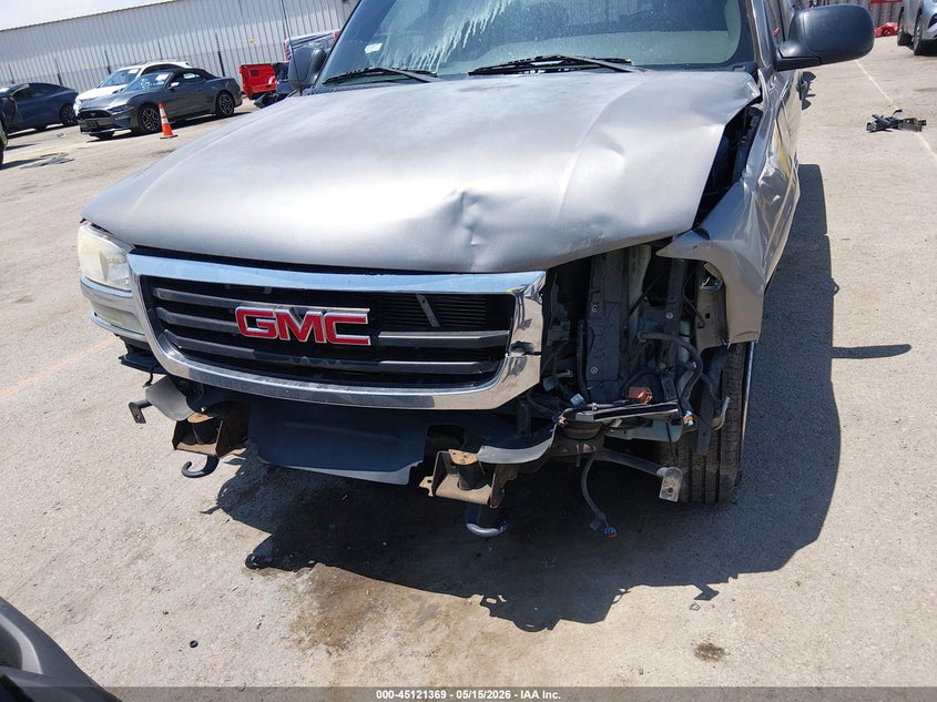 2006 GMC SIERRA TRUCK 5.3L V-8 295HP