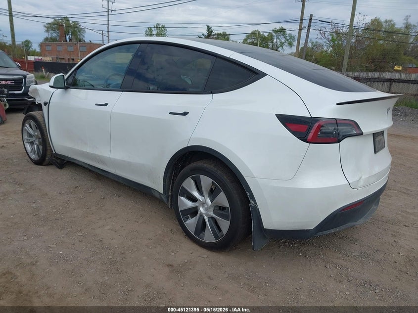 2023 TESLA MODEL Y auction photo 3