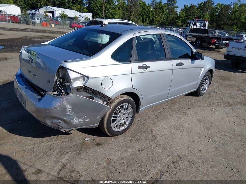 Vin: 1fahp3fn9aw125702, lot: 45619151, ford focus se 20104