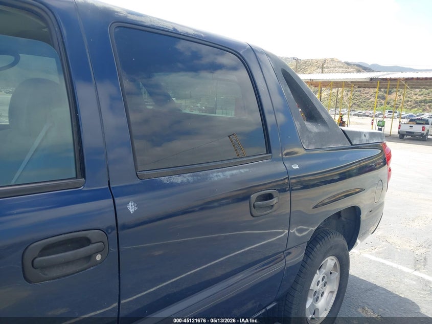 2004 Chevrolet Avalanche 1500 VIN: 3GNEC12T74G165837 Lot: 45121676