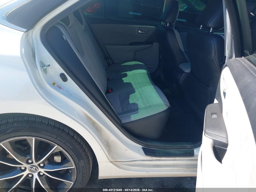 2015 TOYOTA CAMRY auction photo 8