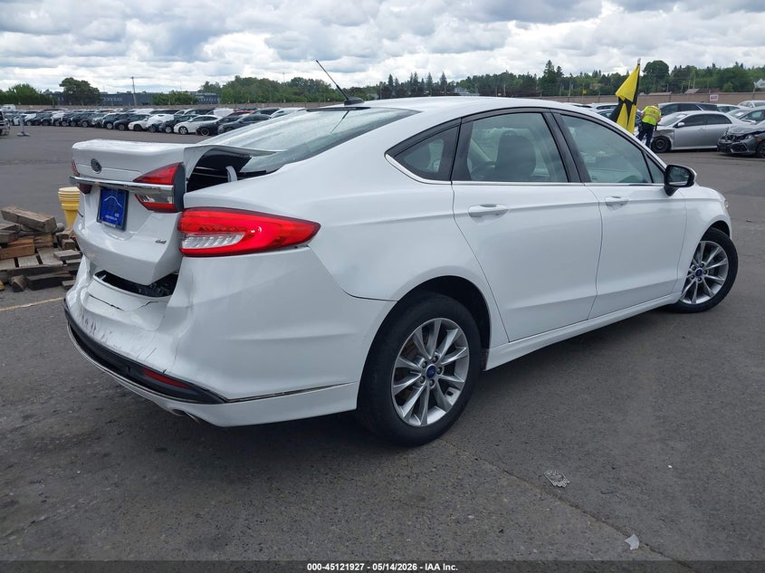 2017 FORD FUSION auction photo 4