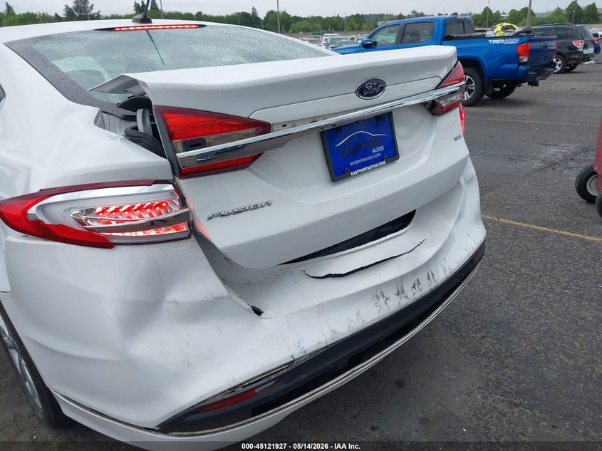 2017 FORD FUSION auction photo 6