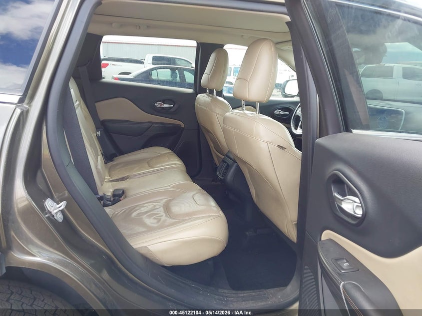 2015 JEEP CHEROKEE auction photo 8