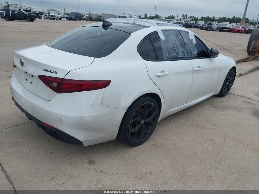 Vin: zarfaman9k7622931, lot: 45619792, alfa romeo giulia sport rwd 20194