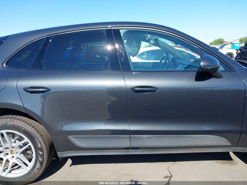 2017 Porsche Macan VIN: WP1AA2A59HLB00954 Lot: 45122212