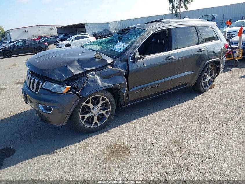 1C4RJEBG3JC109628 2018 Jeep Grand Cherokee Sterling Edition 4x2 photo 1