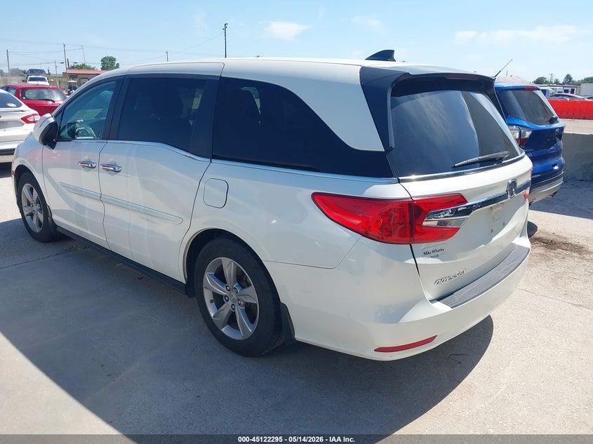 2018 HONDA ODYSSEY auction photo 3