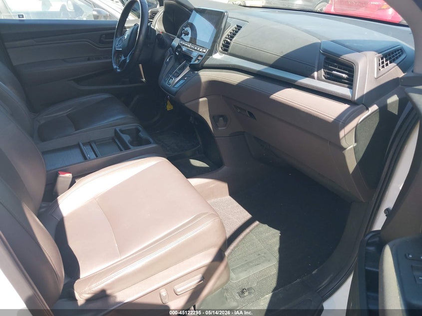 2018 HONDA ODYSSEY auction photo 5
