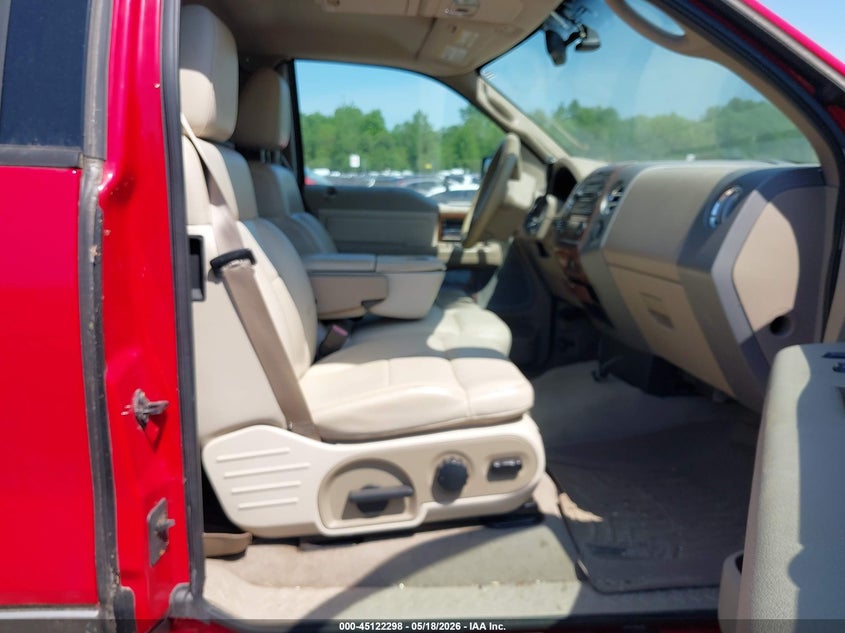 2004 FORD F-150 PICKUP 5.4L V-8 VVT, 300HP
