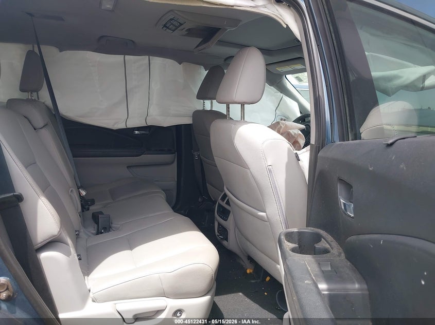 2017 HONDA PILOT auction photo 8