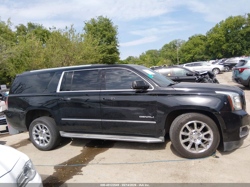 GMC YUKON XL 1500 - zdjęcie 13