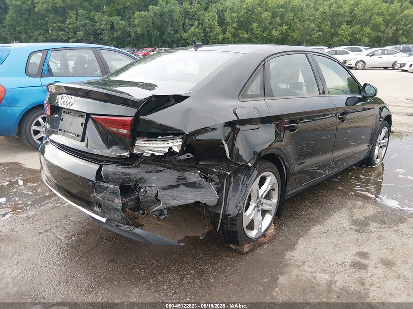 2018 AUDI A3 auction photo 4