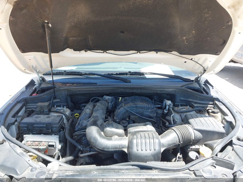 JEEP GRAND CHEROKEE 2011 VIN 1J4RR4GG7BC652066