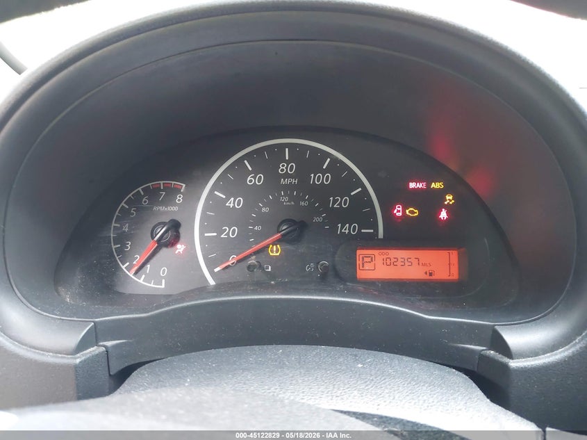 2019 NISSAN VERSA auction photo 7
