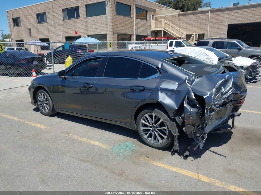 Vin: 58acz1b13pu141649, lot: 45620596, lexus es 350 20233