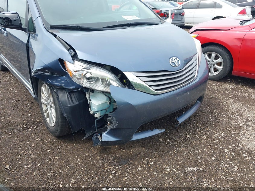 2015 TOYOTA SIENNA VAN 3.5L V-6 DOHC, VVT, 266HP