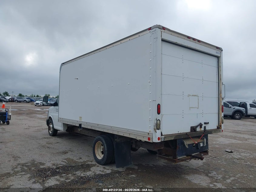 2008 GMC SAVANA G3500 VAN N/A