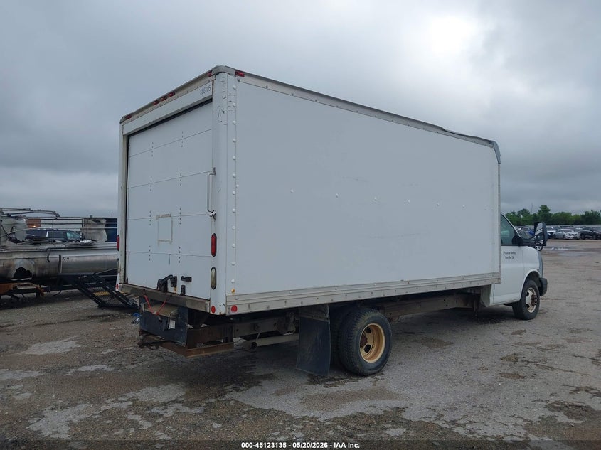 2008 GMC SAVANA G3500 VAN N/A