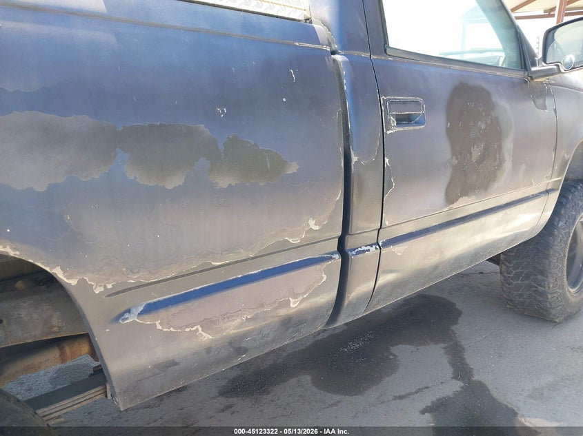1990 GMC Sierra C1500 VIN: 1GTDC14K3LZ515701 Lot: 45123322