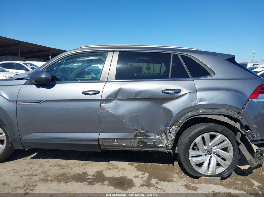 2020 Volkswagen Atlas Cross Sport 2.0T Se W/Technology/2.0T Se W/Technology R-Line VIN: 1V25C2CA6LC200878 Lot: 45123362