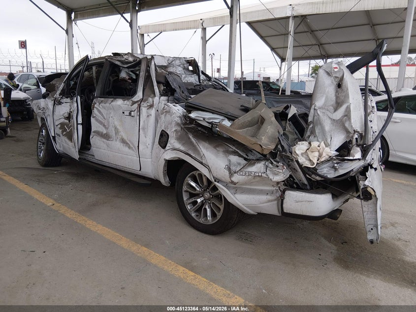 Vin: 1c6rrejt2mn532997, lot: 45620980, ram 1500 laramie  4x2 5'7 box 20213