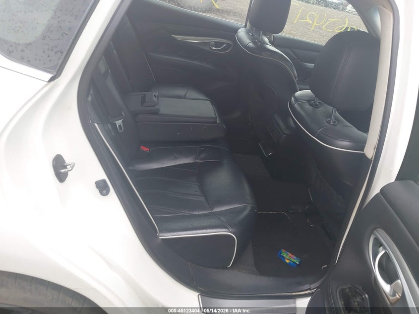 INFINITI Q70 2016 VIN JN1BY1AR5GM270657