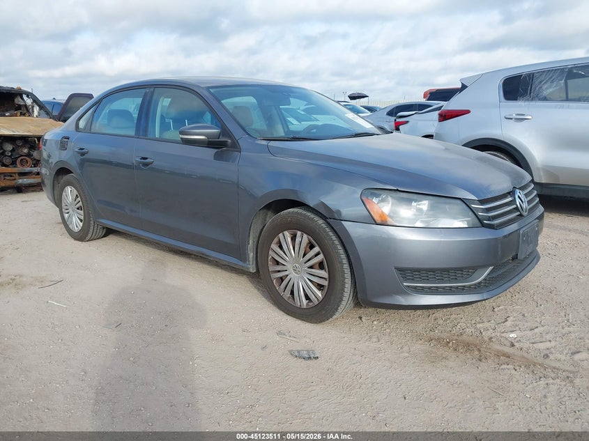 2014 VOLKSWAGEN PASSAT 1.8T S