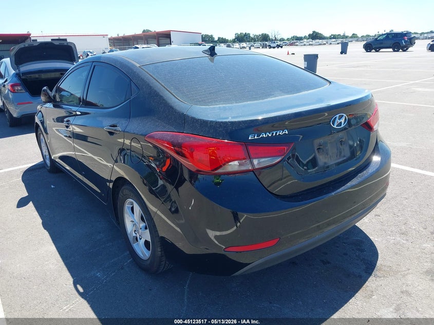2014 HYUNDAI ELANTRA auction photo 3